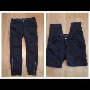 GAP Cargo Premium Skinny & Sak bag