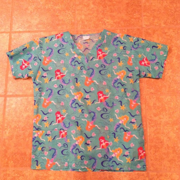 ❌BUNDLED AND SOLD❌Mermaid scrub top