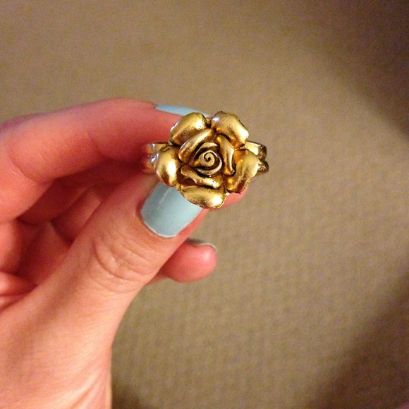 Allison Daniel 18k plated gold rose ring - Picture 1 of 4