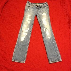 Distressed jeans 🚨REDUCED🚨