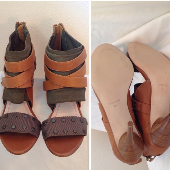 🔴SOLD🔴TRACY REESE Zuri Open-Toe Booty Heel - Picture 1 of 4