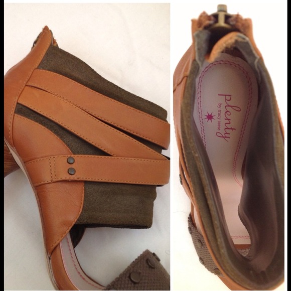 🔴SOLD🔴TRACY REESE Zuri Open-Toe Booty Heel - Picture 4 of 4