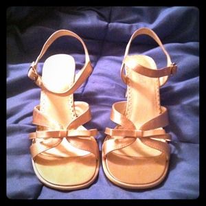 REDUCED- Evening Champange shoes by Mudd