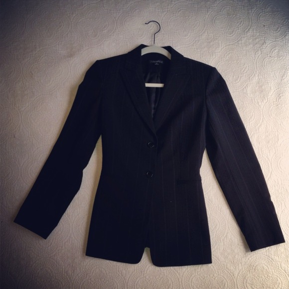 SOLD ❌⭕ Tahari ❌⭕
