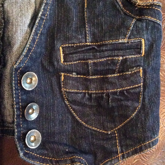 🚫DONATED🚫 - Picture 3 of 4