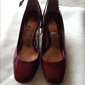 Red heels (bcbg) one inch heel