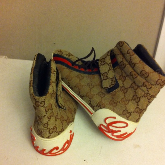 Gucci boots/tennis