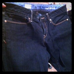 REDUCED!! Gap jeans! Dark wash. Never worn.