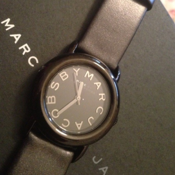 💢sold💢Marc Jacobs black leather watch