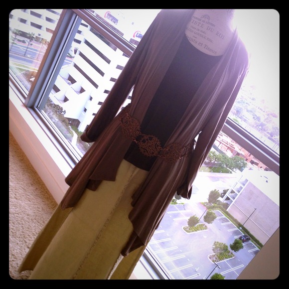 🔱SOLD🔱 Fabulous Jagged-Edged Cardigan