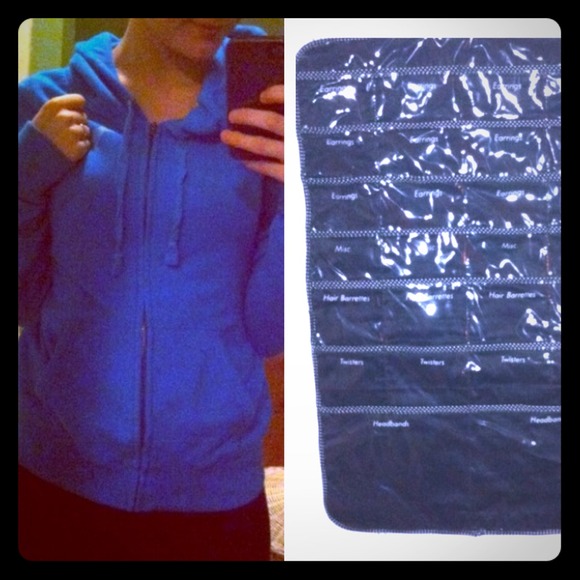 Reserved VS sweater & jewelry bag