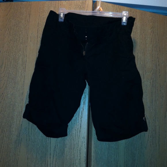 Black bermuda