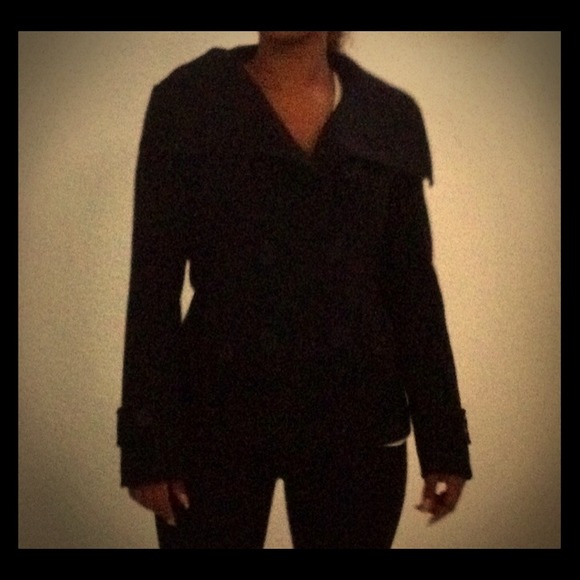 P coat - Picture 1 of 2