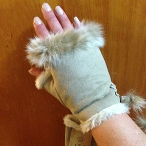 Taupe Leather & Fur fingerless gloves
