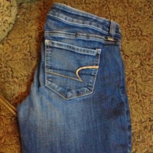 American Eagle skinny jeans short