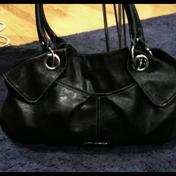 Nine West Handbags - Nine West black leather Satchel.