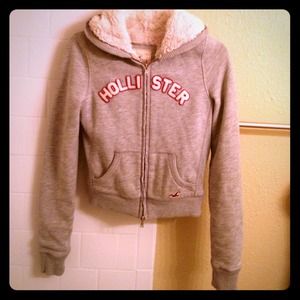 🔴Reserved for RIZA🔴Hollister💐Jacket