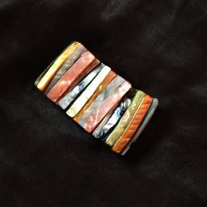 💰 Multi Colored Stretchy Shell Bracelet