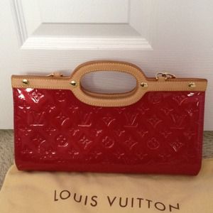 ✨No longer available✨ Authentic louis vuitton