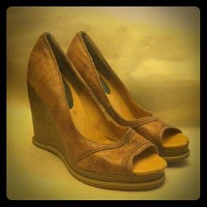 Reserved/sold to  @jojolyn 😍