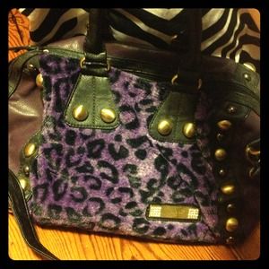 ⬇️REDUCED!⬇️Nicole Lee Purple Leopard Handbag