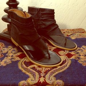 Black gladiator sandals