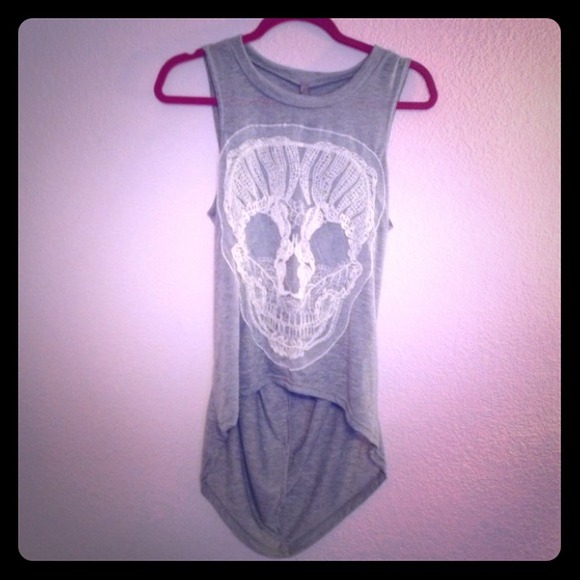 Grey High-Low Skull Top