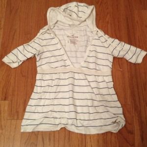 Hollister shirt with hood
