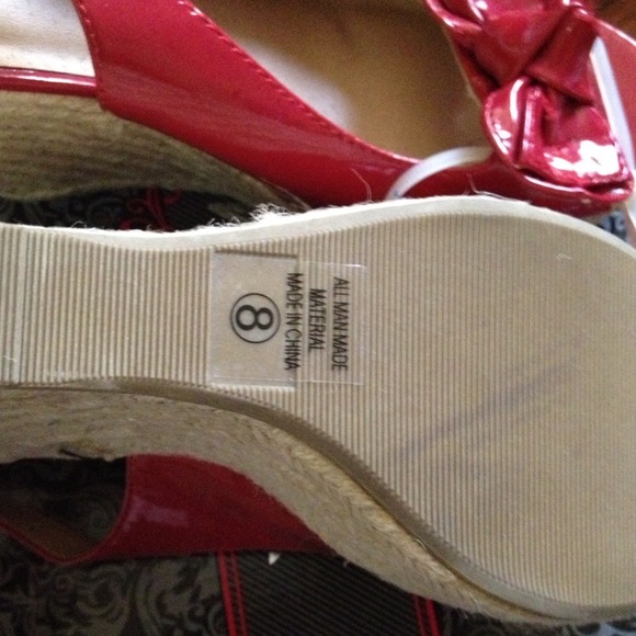 Shoes - Picture 3 of 3