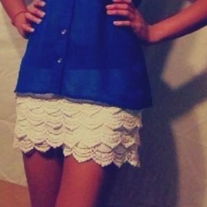 Scalloped lace shorts