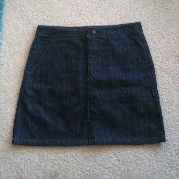 D&G Mini Jean Skirt - 0 - Picture 2 of 4