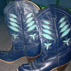 Sassoon size 8 boots