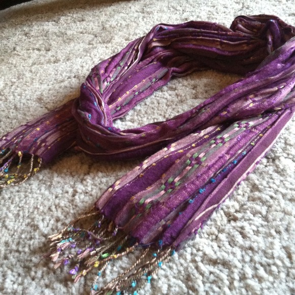 Cute purple scarf