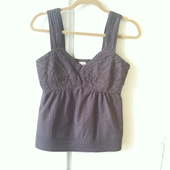 Anthropologie Tops - Gray Anthropologie sleeveless top Anthropologie Tops - Gray Anthropologie sleeveless top