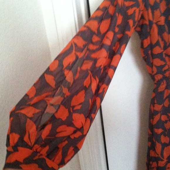 Cute one shoulder dress - Picture 2 of 4