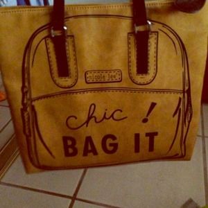 Original Tan Chic Bag It! Purse - like new