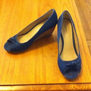 Nine West navy blue wedge