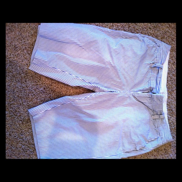 American eagle Bermuda shorts