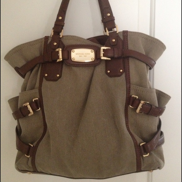 *RESERVED* Michael Kors Gansevoort Brown Tote