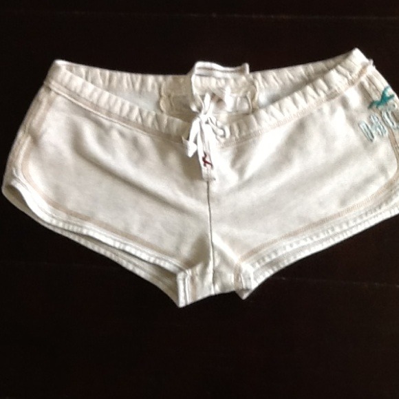 ***SOLD!!****Hollister shorts