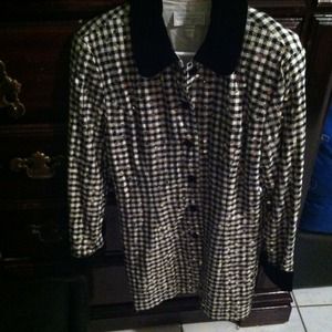 Checker board sequence coat