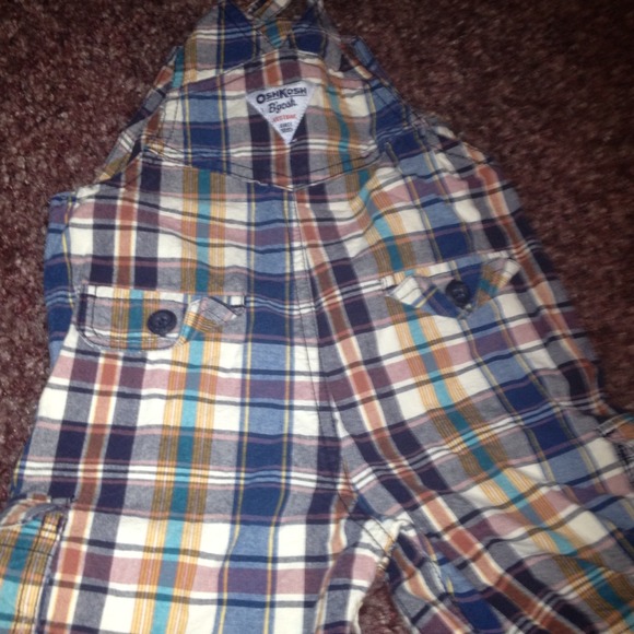 Boys 2t-3t shorts - Picture 3 of 4