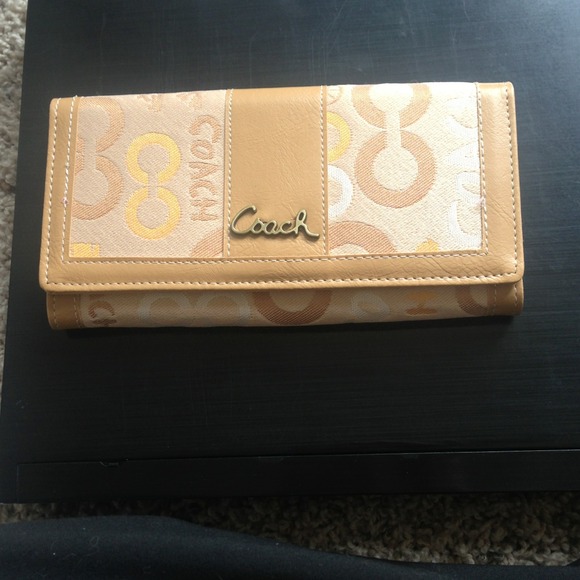 Tan Coach Wallet