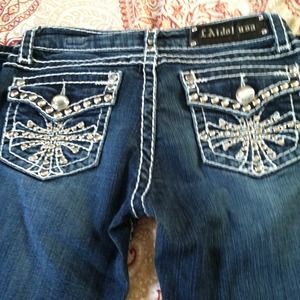 Amazing L. A Idol jeans.. Very comfortable!