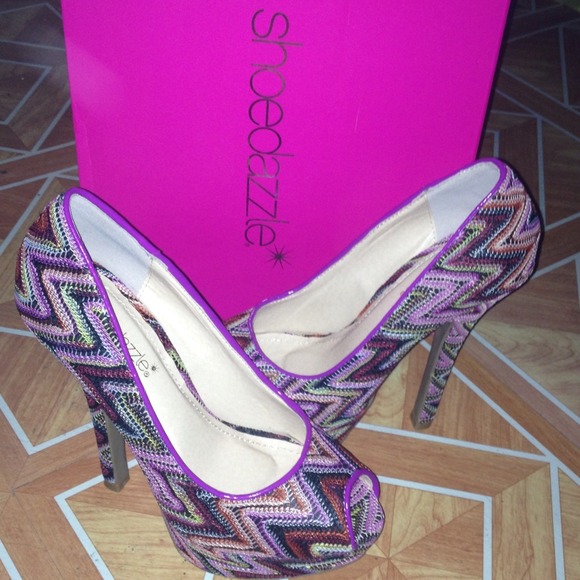 💢Reduced price💢tribal patterned Pumps (open-toe)