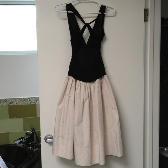 Black and white elegant cocktail dress - Picture 2 of 2