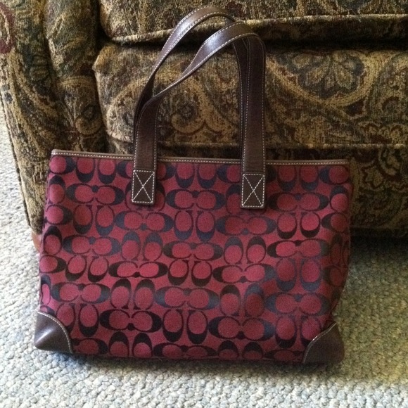 Authentic Coach Purse SOLD - Picture 3 of 4