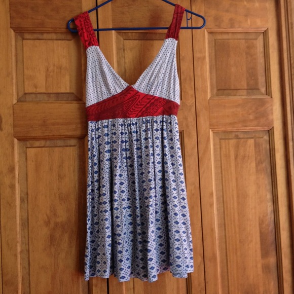 Patterned beach dress - Picture 1 of 2