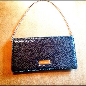 ✂Reduced✂NWOTBetsy Johnson Pyramid Safari Clutch