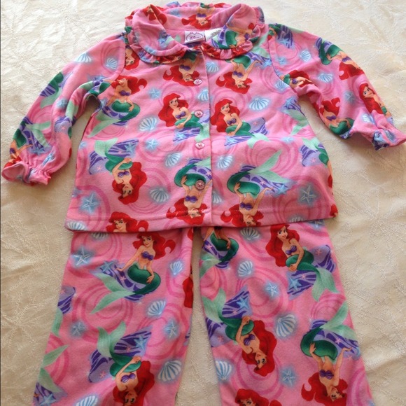 disney Tops - Disney Pajamas!